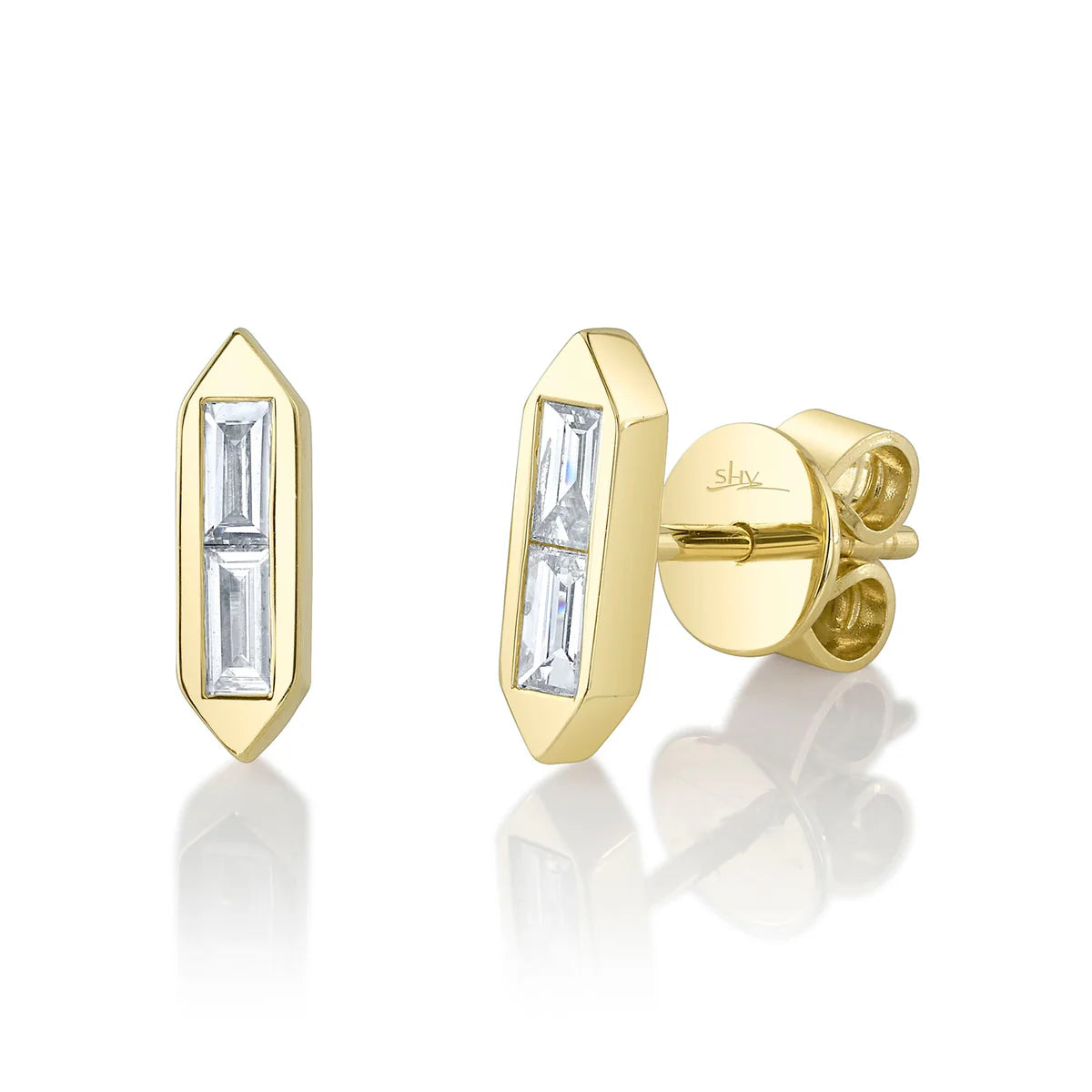 everyday earrings for women-Yellow Gold Diamond Baguette Stud Earrings