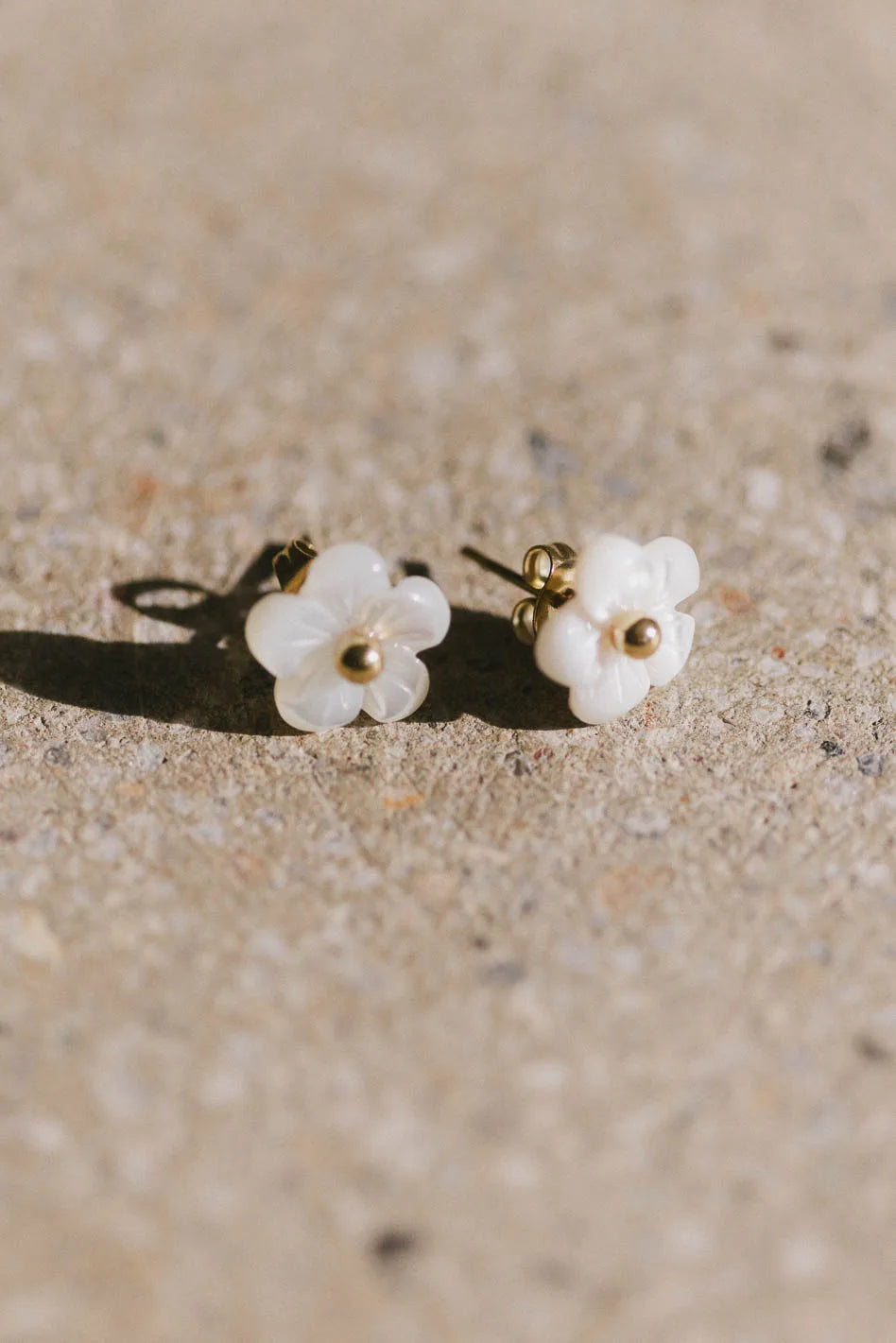 bridal drop earrings for women-Annika Pearly Flower Earrings