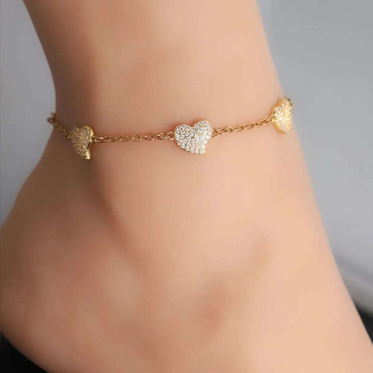 statement bracelet for women-Wholesale Jewelry Elegant Shiny Heart Shape 304 Stainless Steel Copper Zircon 18K Gold Plated Inlay Anklet