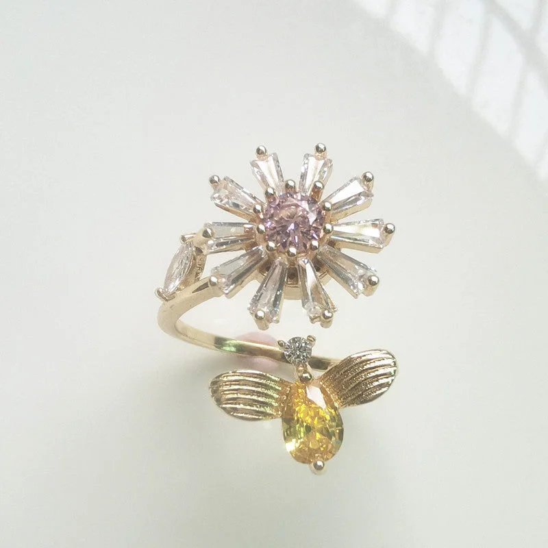 Pink Zirconium Gold Little Daisy Spinning Ring